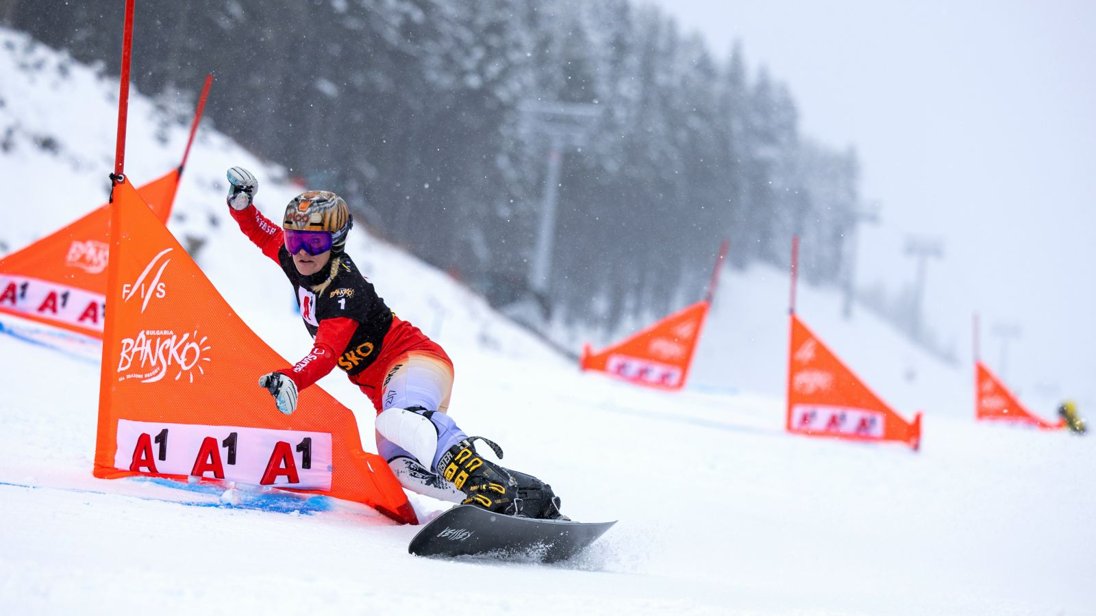 Snowboard: Julie Zogg auf dem Podest, © Keystone-sda