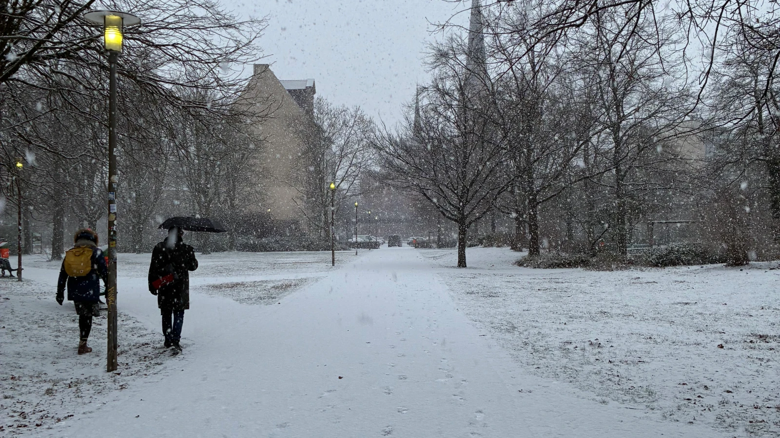 Berlin’de Sabah Saatlerinde Kar ve Buzlanma Uyarısı, © MetropolFM Berlin’de Sabah Saatlerinde Kar ve Buzlanma Uyarısı, © MetropolFM