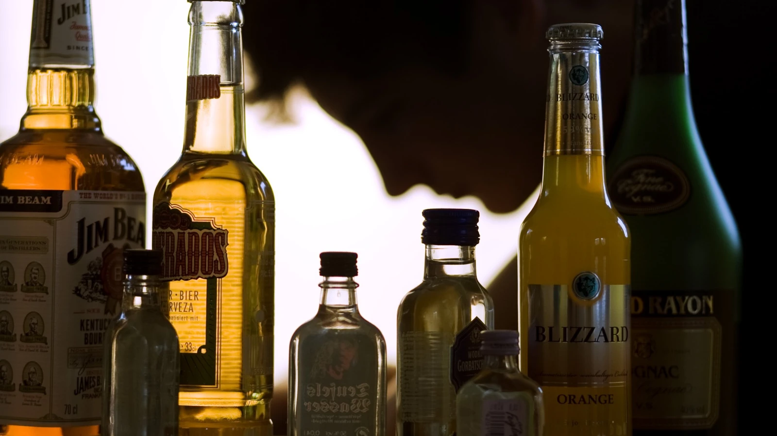 Frankfurtlu Gençlerde Madde Kullanımını Azaltıyor, © Jens Büttner/dpa Frankfurtlu Gençlerde Madde Kullanımını Azaltıyor, © Jens Büttner/dpa