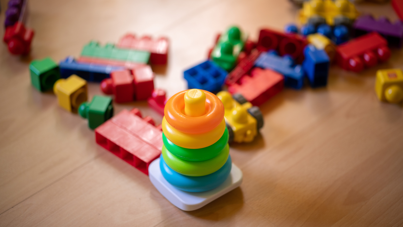 Bremerhaven’de Oyuncak Takası Başladı: Sürdürülebilir ve Paylaşımcı Noel, © Sebastian Gollnow/dpa