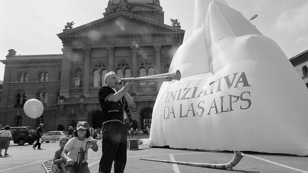 Vor 30 Jahren wurde die Alpen-Initiative angenommen, © Keystone/SDA