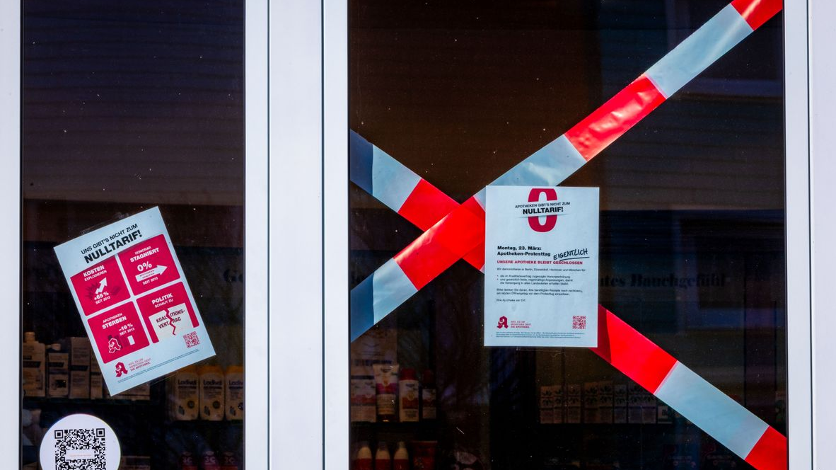 Almanya’da mağazalar kapanıyor: Perakende sektörü alarm veriyor!, © Jens Büttner/dpa