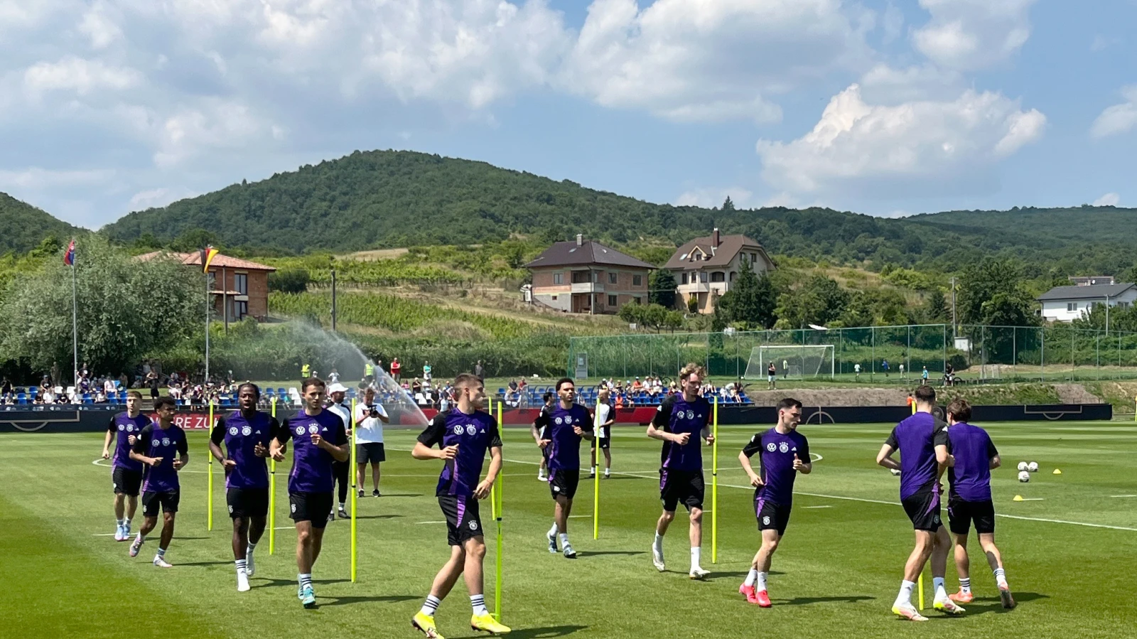 U21 Alman Milli Takımında Domuz Eti Yasak!, © Christian Kunz/dpa U21 Alman Milli Takımında Domuz Eti Yasak!, © Christian Kunz/dpa