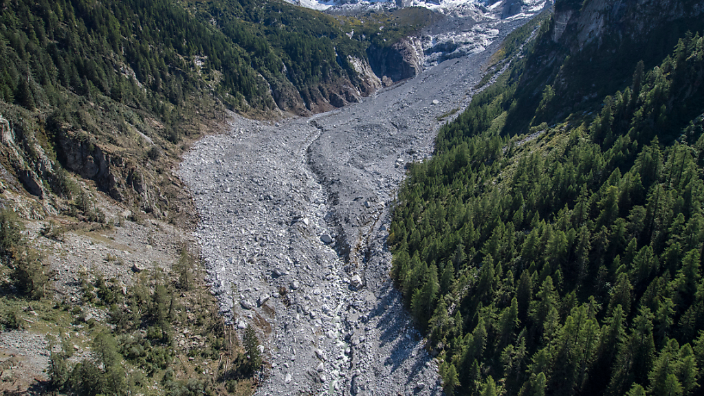 Neues Gutachten zum Bergsturz in Bondo bringt Wende, © Keystone/SDA