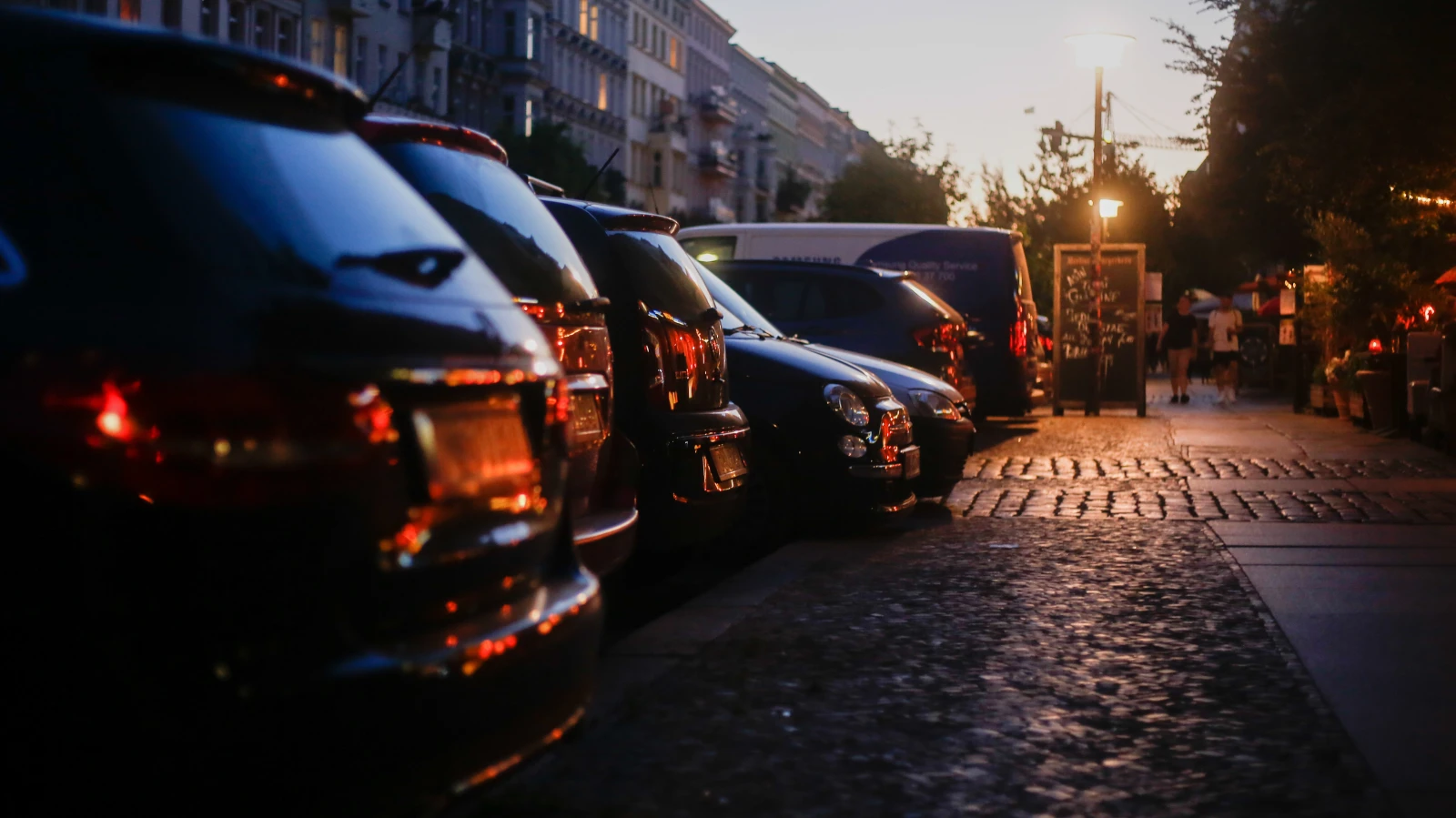 Berlin'de Kişi Başına Düşen Araç Sayısı Azalıyor!, © dpa/Sembol Fotoğraf Berlin'de Kişi Başına Düşen Araç Sayısı Azalıyor!, © dpa/Sembol Fotoğraf