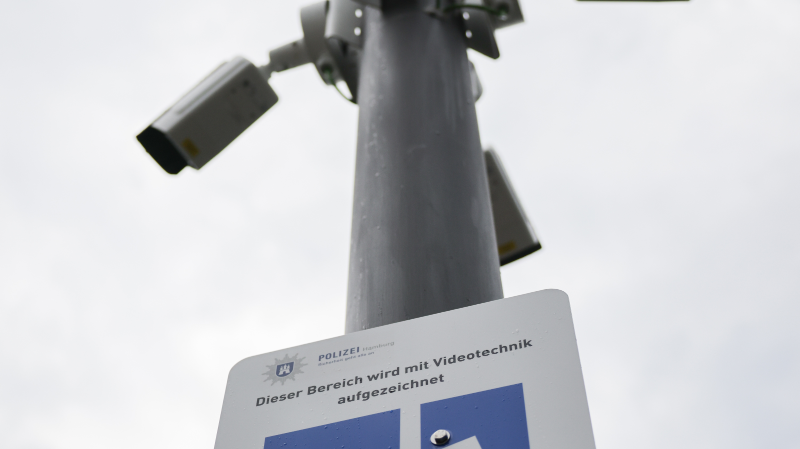 Hillmannplatz'da 24 Saat Güvenlik Kamera Kontrolü Başladı!, © dpa