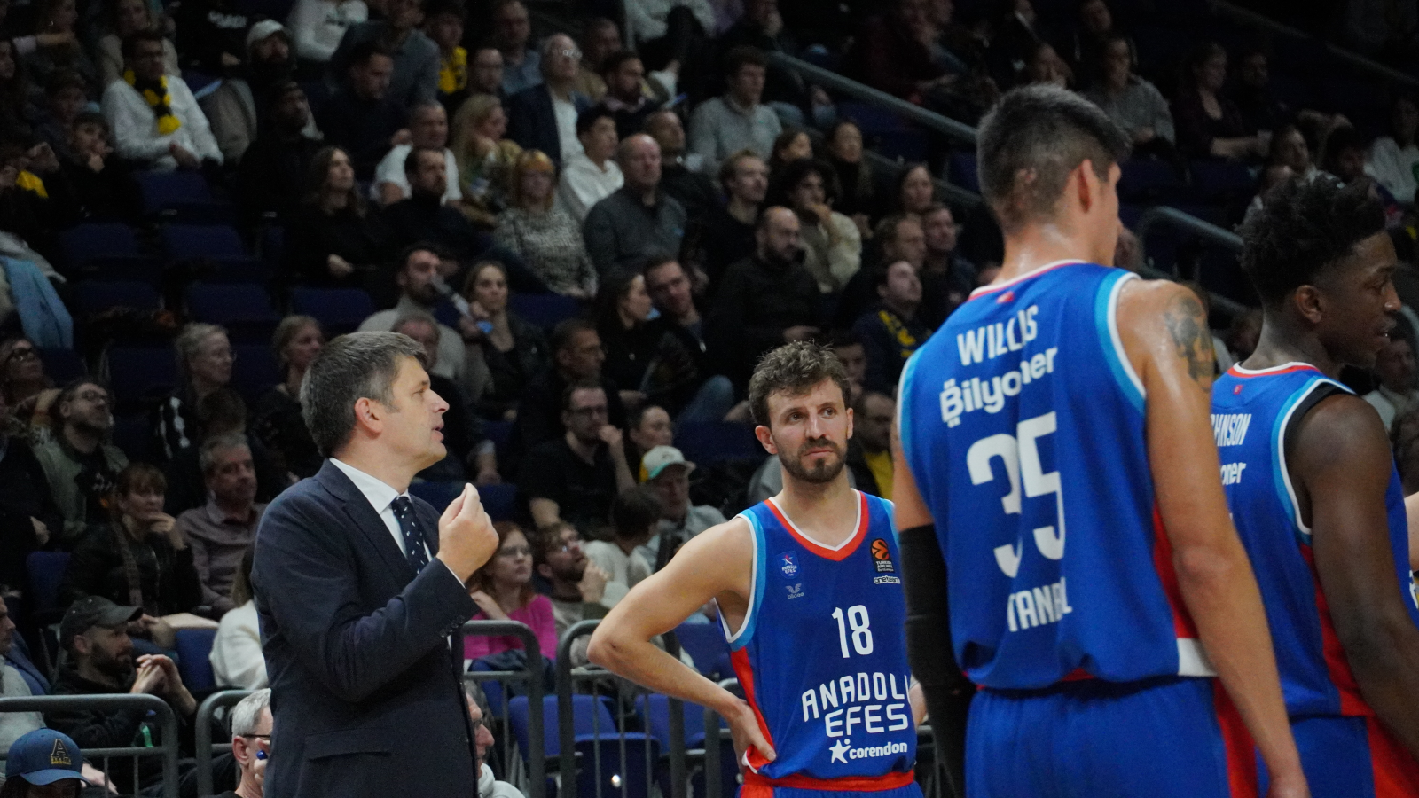 Anadolu Efes, İspanya'da Zaferle Döndü, © Göksu İlayda Öge