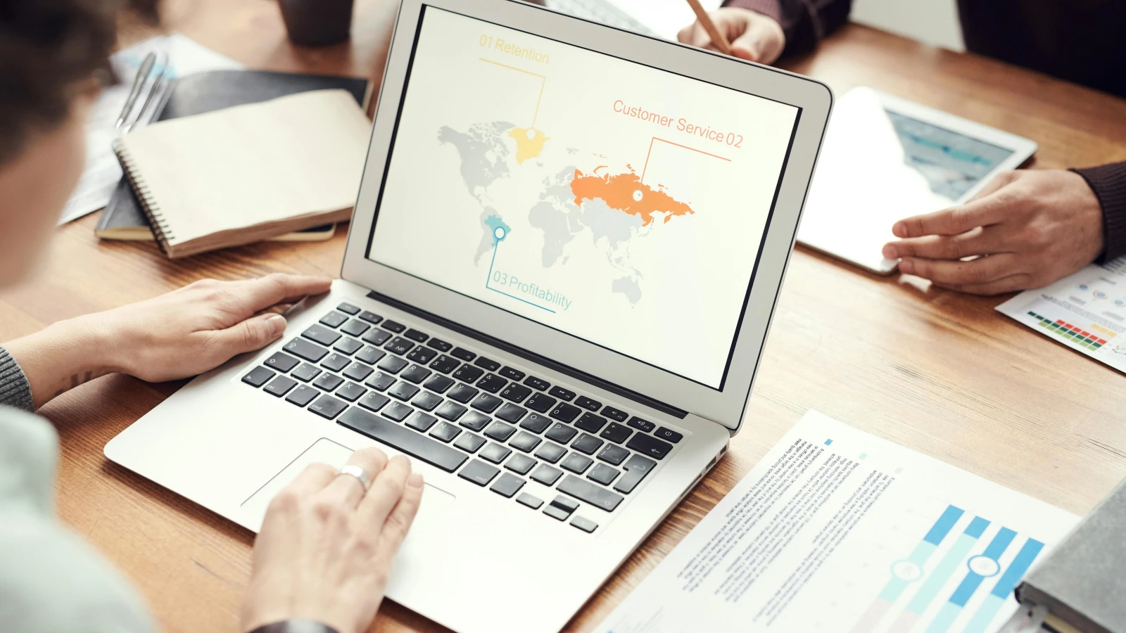 Basler Regiokommission will internationale Zusammenarbeit ausbauen, © fauxels Basler Regiokommission will internationale Zusammenarbeit ausbauen, © fauxels