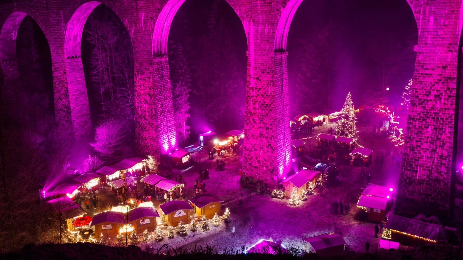 Ravennaschlucht Noel Pazarı Şimdiden Tükendi!, © Philipp von Ditfurth/dpa Ravennaschlucht Noel Pazarı Şimdiden Tükendi!, © Philipp von Ditfurth/dpa