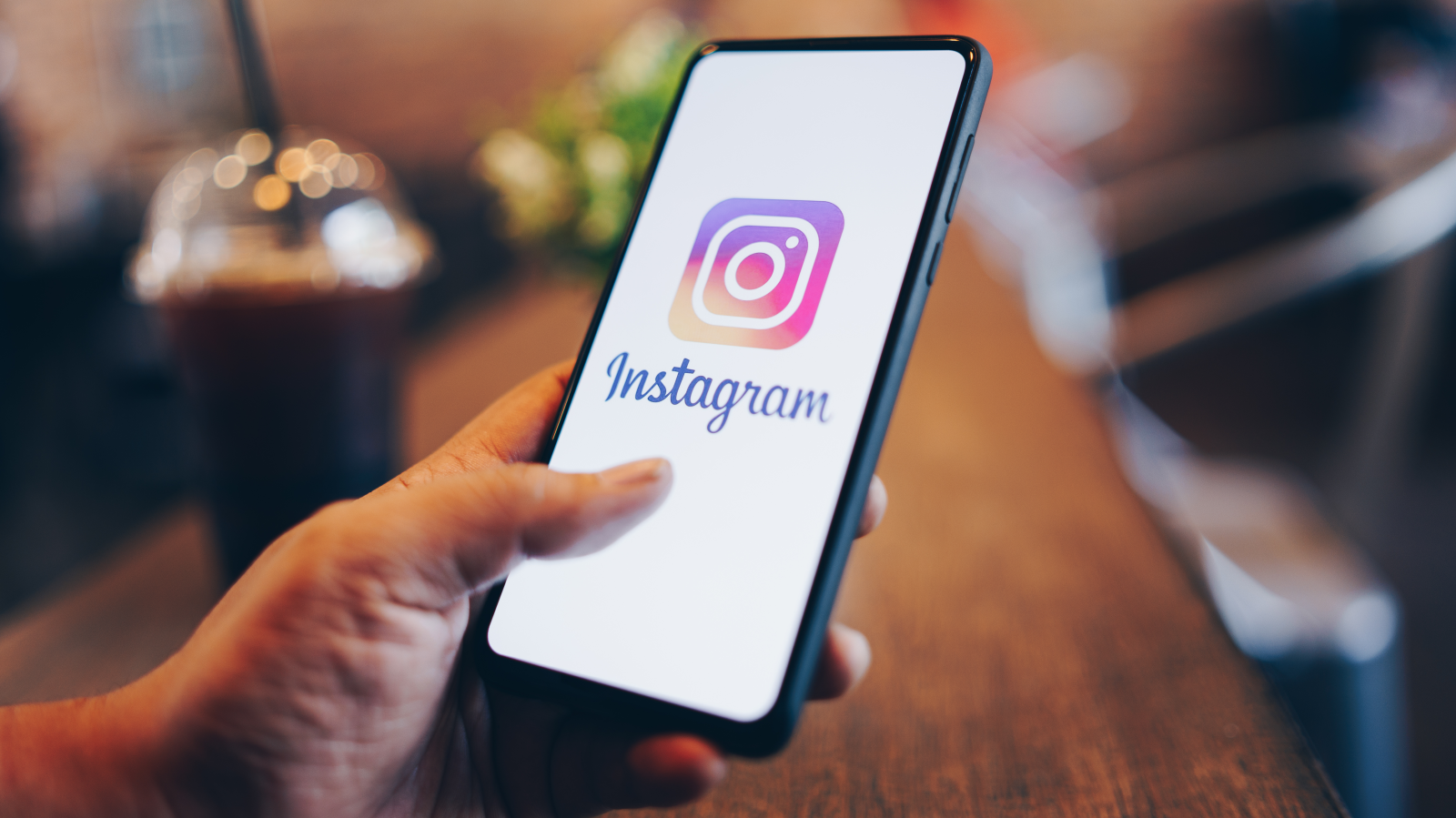 Instagram, İlk Defa TikTok'tan İyi Bir Şey Kopyalıyor: Temiz Mod, © shutterstock