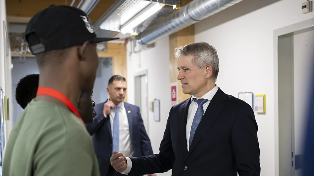 Justizminister Jans will Zahl aussichtsloser Asylgesuche senken, © Keystone/SDA Justizminister Jans will Zahl aussichtsloser Asylgesuche senken, © Keystone/SDA