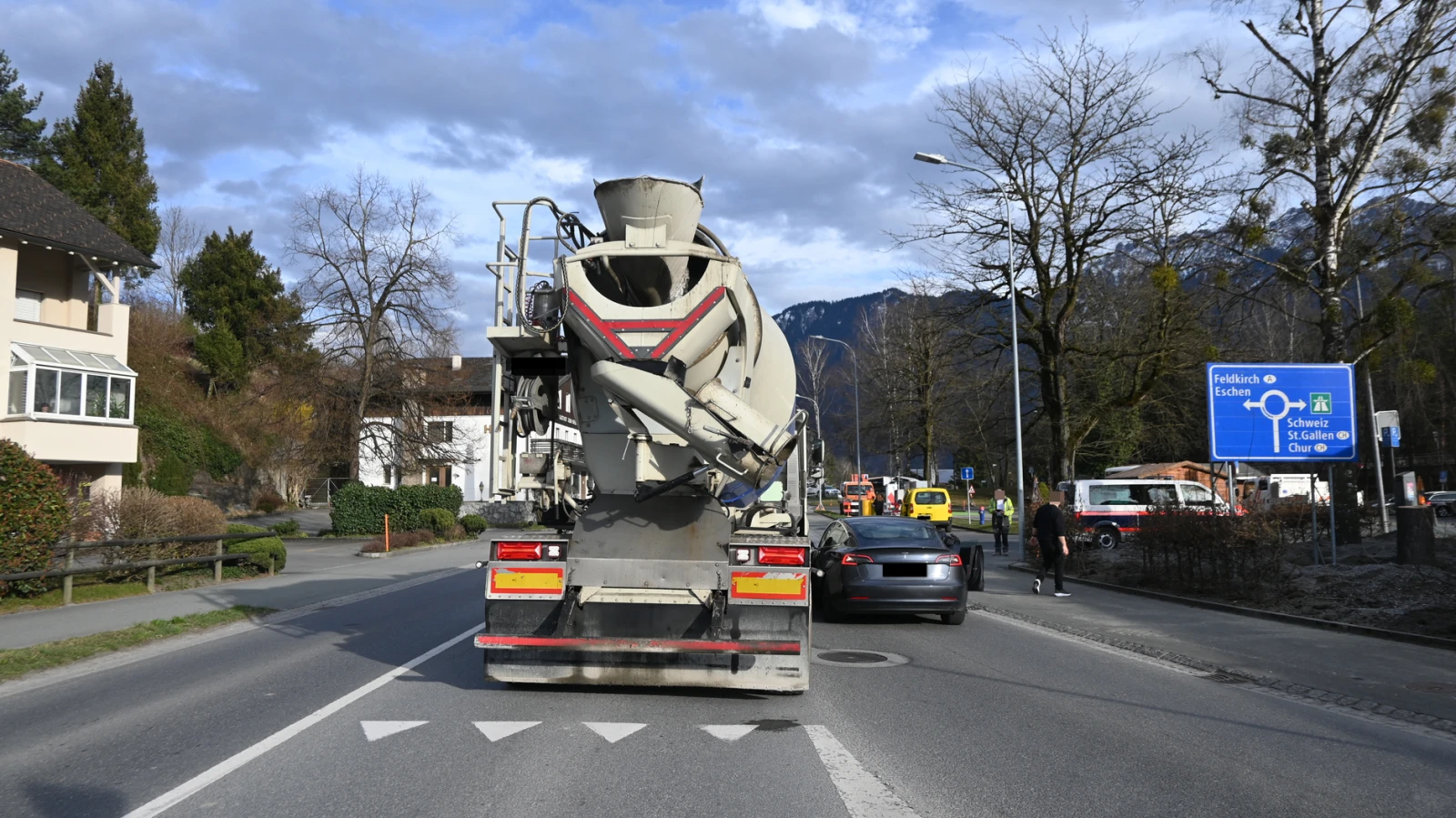 Kollision zwischen Last- und Personenwagen in Bendern, © lpfl Kollision zwischen Last- und Personenwagen in Bendern, © lpfl