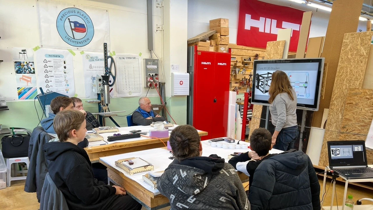 3D Kurs beim Makerspace Vaduz begeistert Teilnehmer, © Makerspace e.V. 3D Kurs beim Makerspace Vaduz begeistert Teilnehmer, © Makerspace e.V.