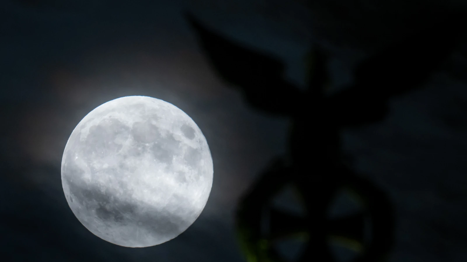 Mart Ayında Almanya: Gelecek Ay Yaz Saatine Geçilecek, Güneş Tutulması da Var! , © dpa Mart Ayında Almanya: Gelecek Ay Yaz Saatine Geçilecek, Güneş Tutulması da Var! , © dpa