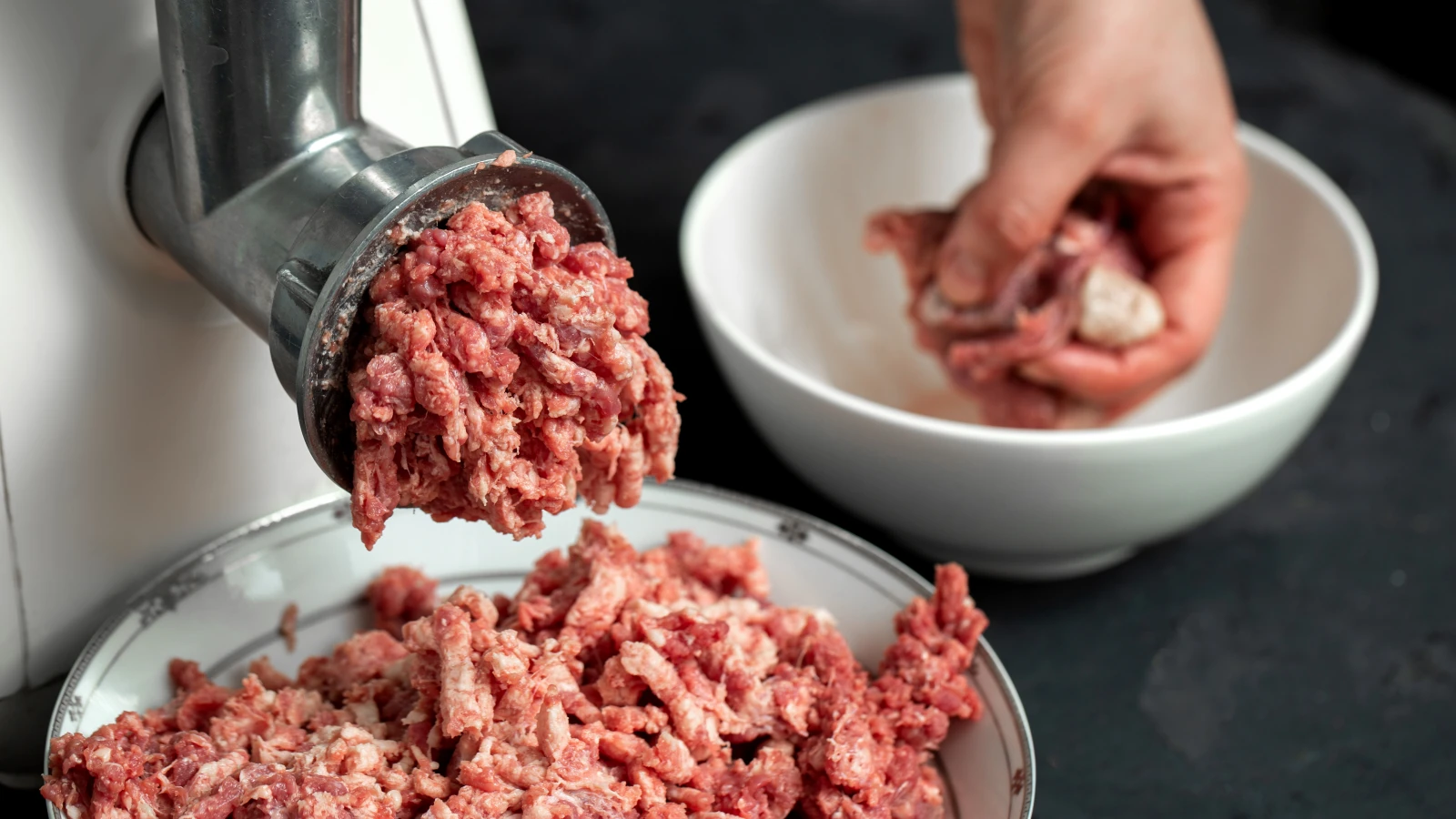 Muslimische Insassen bekamen undeklariertes Schweinefleisch, © mdjaff/Freepik Muslimische Insassen bekamen undeklariertes Schweinefleisch, © mdjaff/Freepik