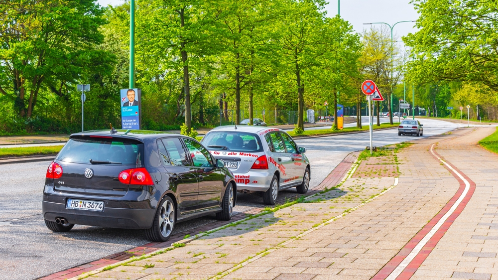 Yeşillerden Yeni Park Yasağı: Geri Geri Park Etmek Yasaklanıyor!, © shutterstock