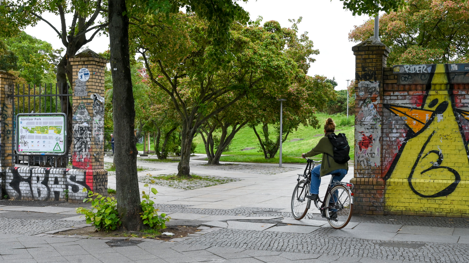 8000 Kişiden “Artık Yeter”: Friedrichshain’da Barbekü Tepkisi Büyüyor, © dpa
