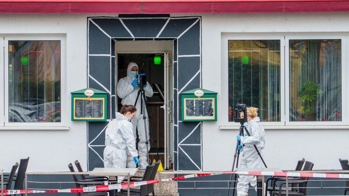 Raunheim’da silahlı saldırı: Bistroda iki kişi öldürüldü!, © Andreas Arnold/dpa Raunheim’da silahlı saldırı: Bistroda iki kişi öldürüldü!, © Andreas Arnold/dpa