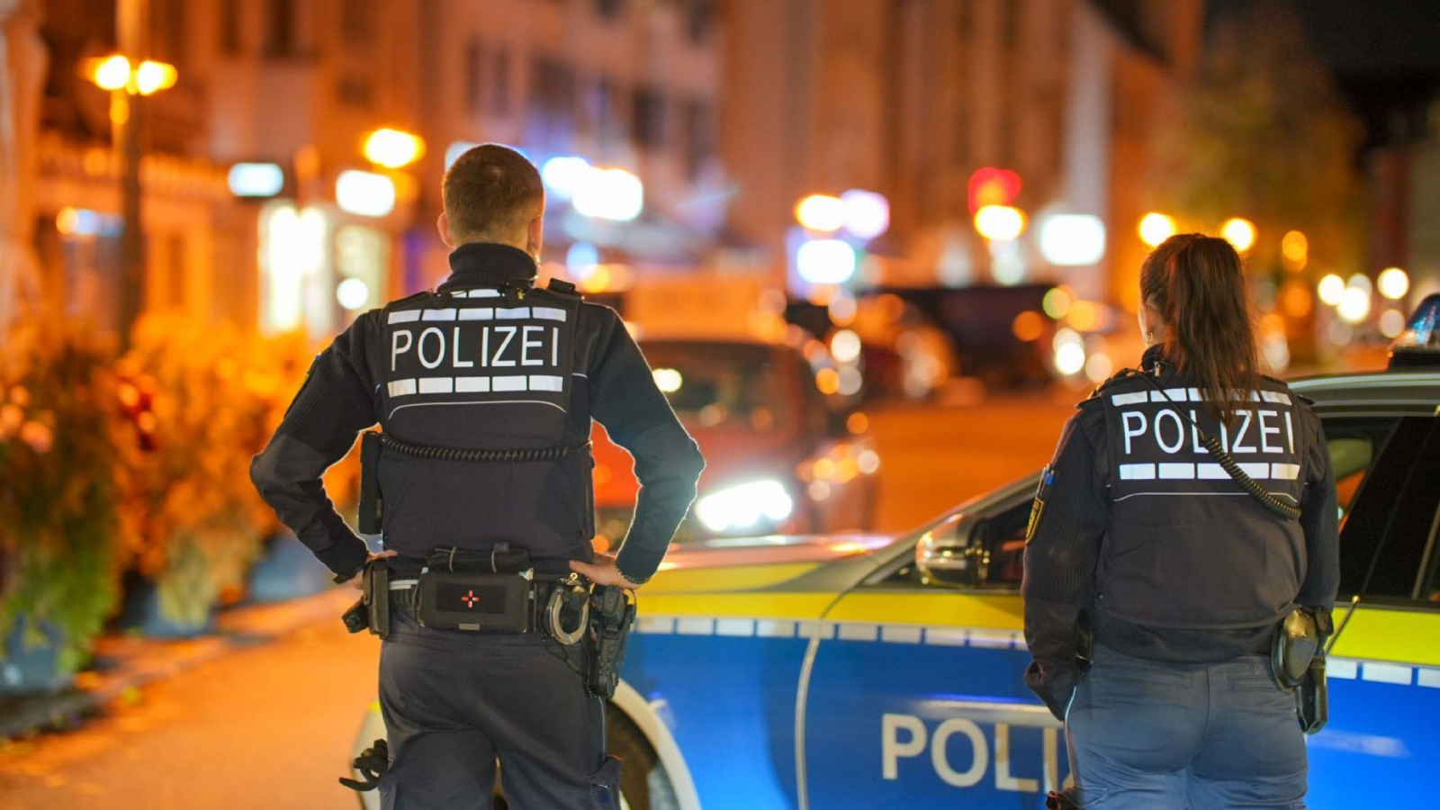 Polis ve İtfaiyeye Molotofkokteylli Saldırıya Bas Savcılık El Koydu!, © dpa