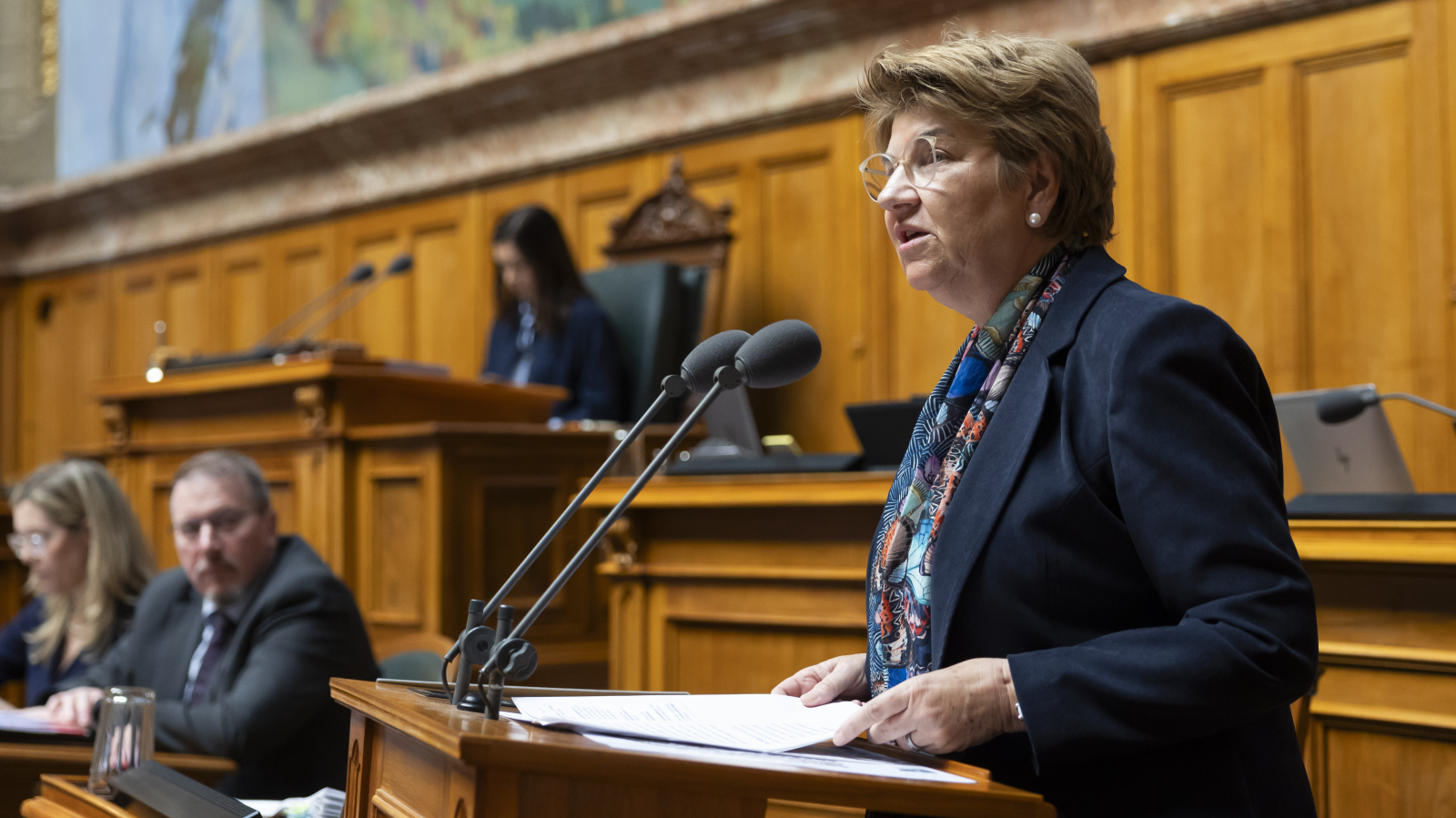 Schlüsselübergabe in Bern, © Keystone / Peter Klaunzer