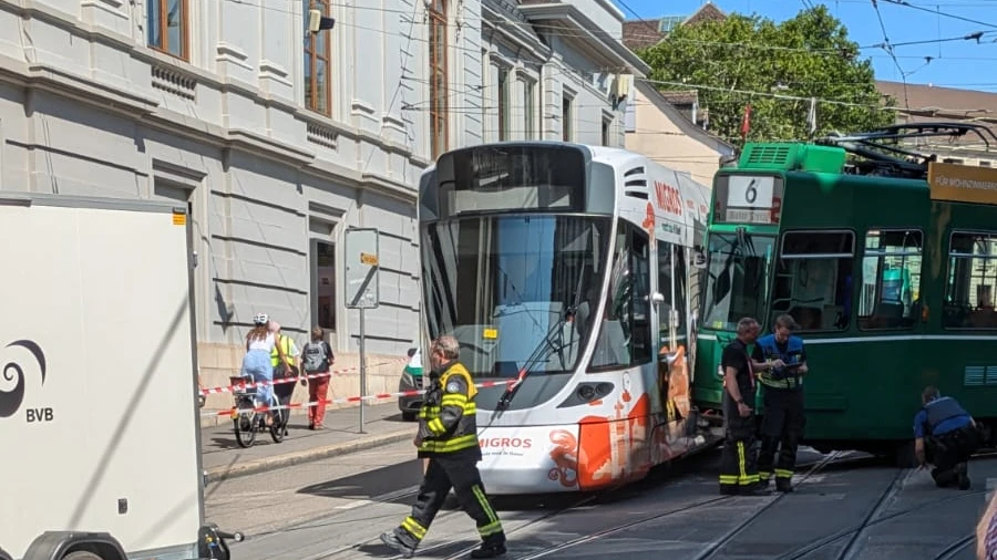 © Basilisk © Basilisk