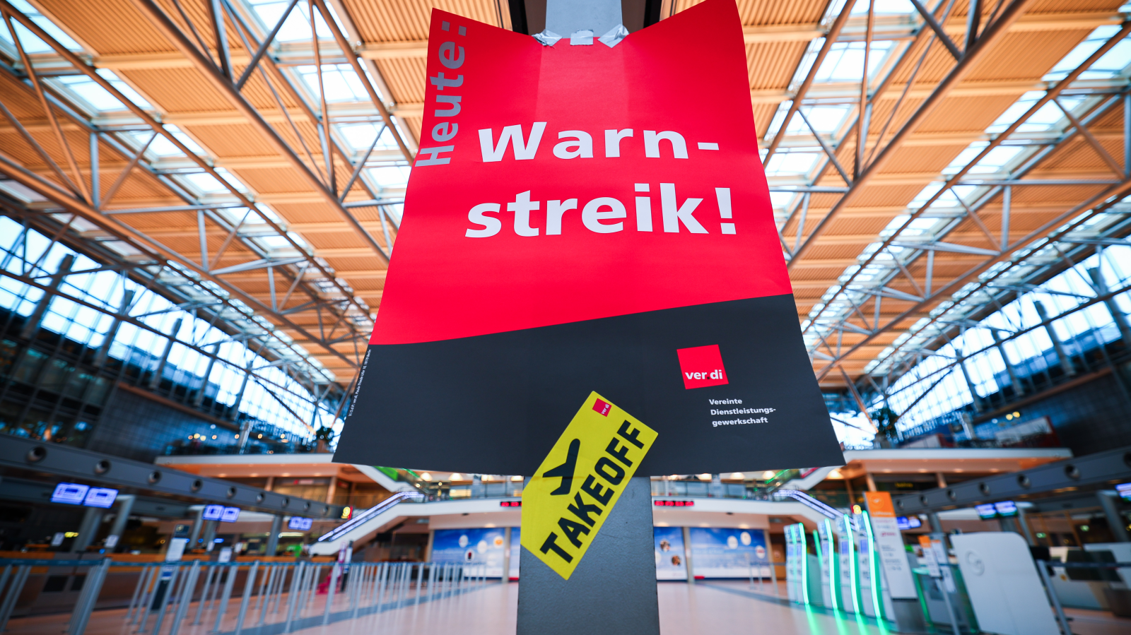 5 Havalimanında Grev Var, Seferler İptal!, © dpa