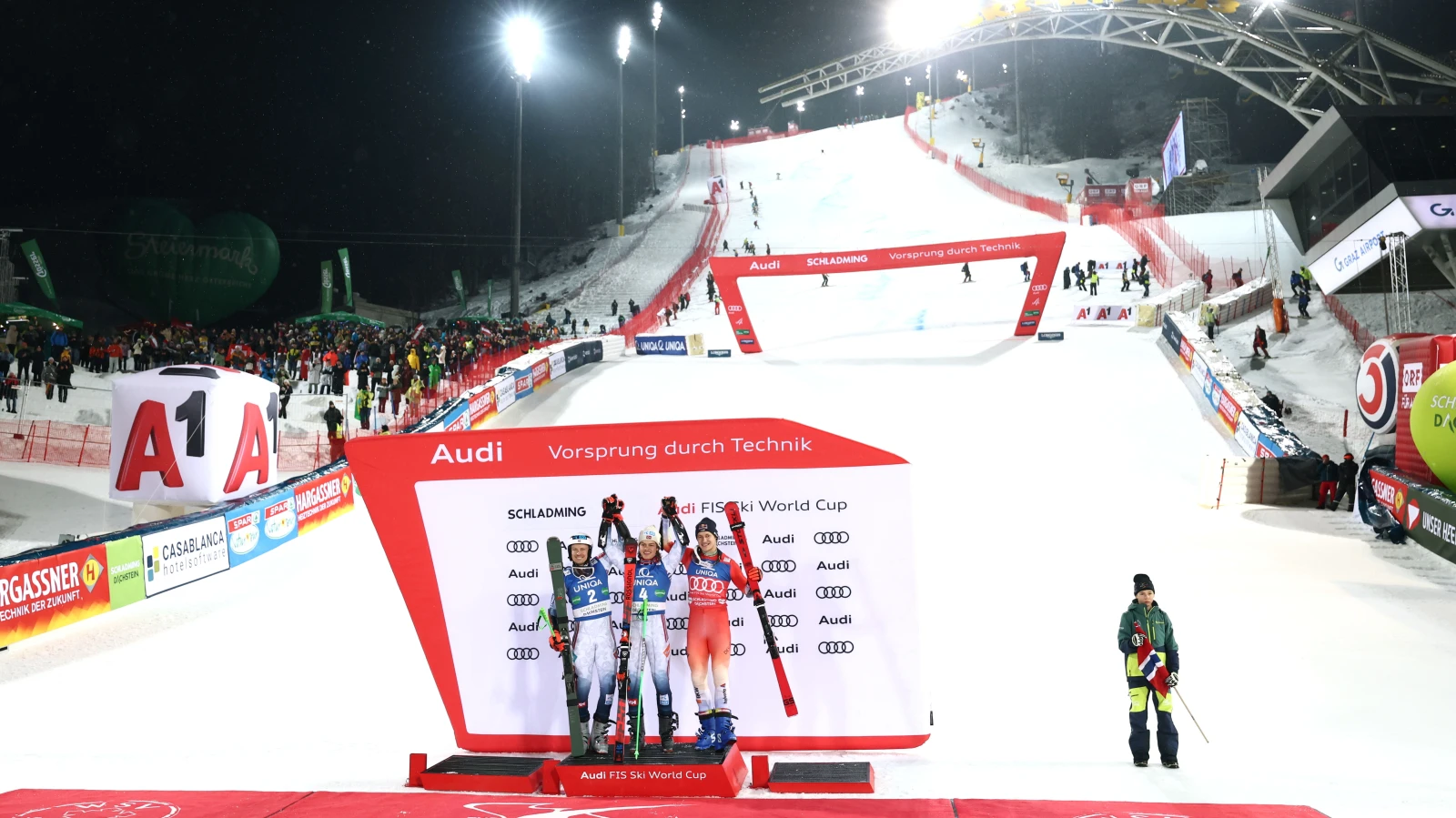 Odermatt Dritter in Schladming, © Keystone / EPA / Anna Szilagyi Odermatt Dritter in Schladming, © Keystone / EPA / Anna Szilagyi