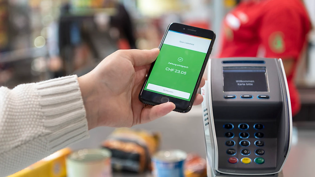 Bezahl-Apps werden bei Unternehmen laut SNB immer mehr genutzt, © Keystone/SDA Bezahl-Apps werden bei Unternehmen laut SNB immer mehr genutzt, © Keystone/SDA
