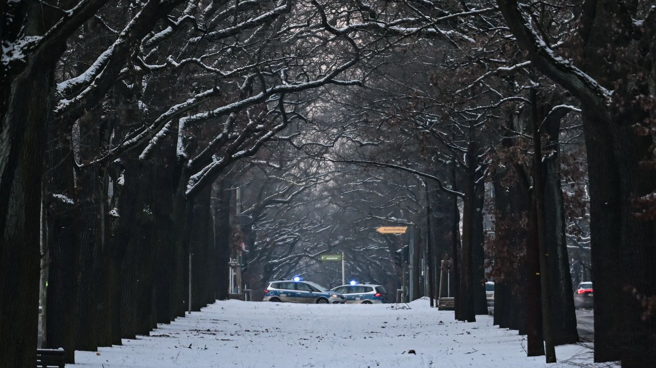 Berlin’in Güneybatısına Yeniden Elektrik Verildi!, © Britta Pedersen/dpa