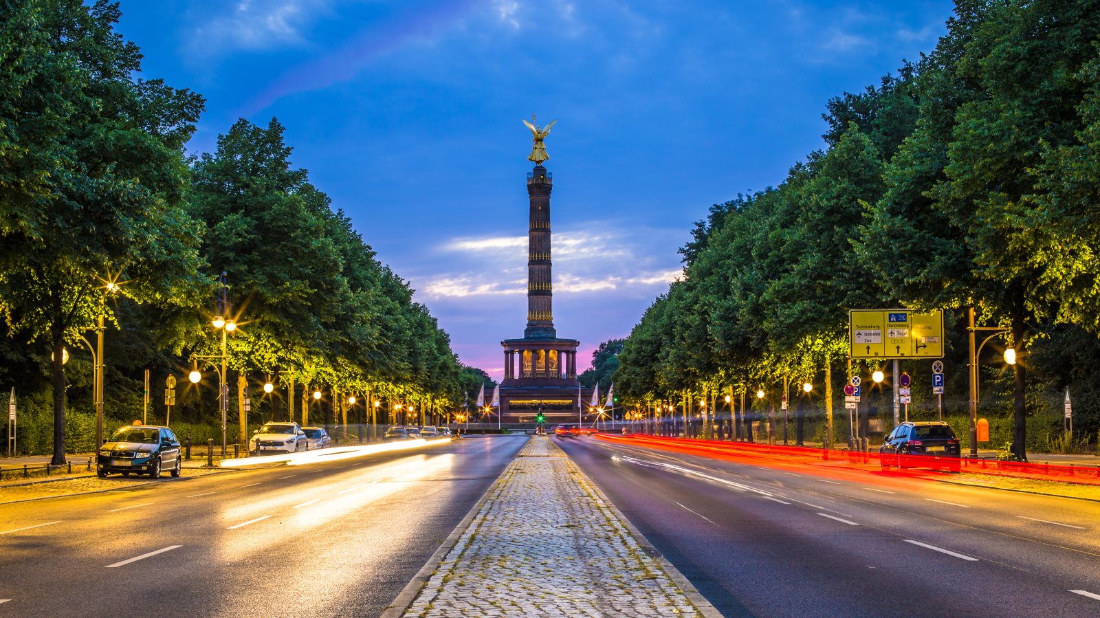 Berlin, Dünya Genelinden Turist Çekiyor!, © dpa