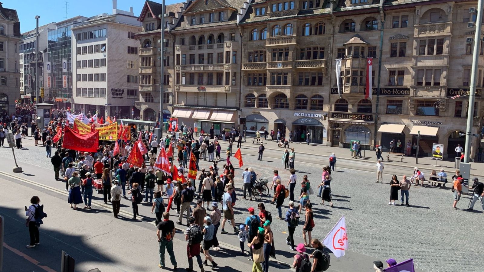 Die 1. Mai Demonstrationen in Basel und Liestal blieben friedlich, © Basilisk