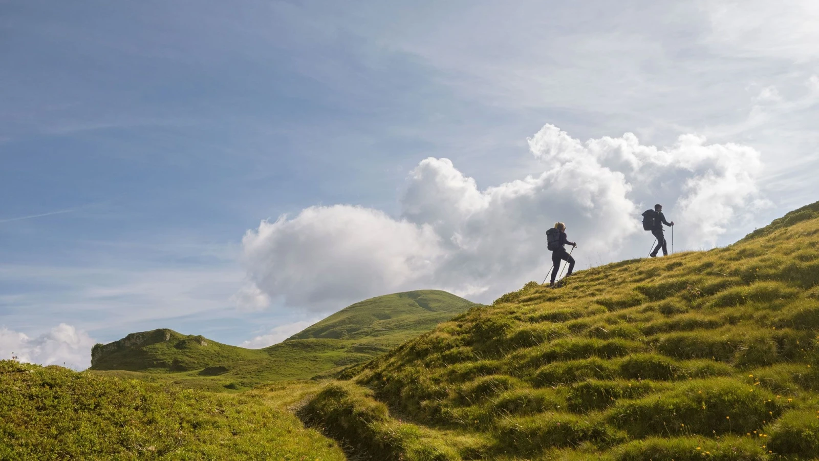 Hunderte Wanderwege sind nach Unwettern gesperrt, © schweizer-wanderwege.ch Hunderte Wanderwege sind nach Unwettern gesperrt, © schweizer-wanderwege.ch