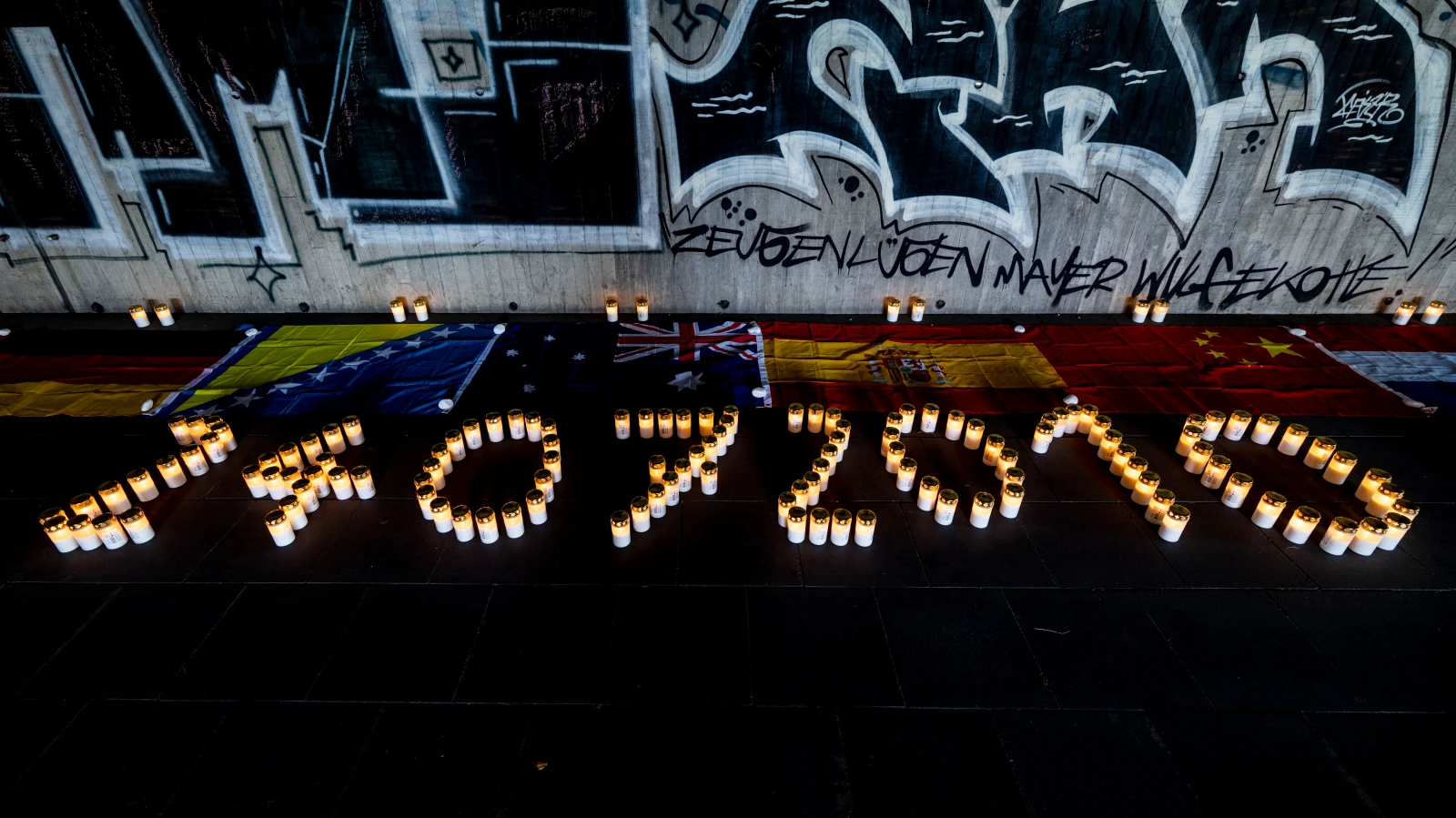 Duisburg´da "Loveparade Felaketi" Anılıyor!, © Christoph Reichwein/dpa Duisburg´da "Loveparade Felaketi" Anılıyor!, © Christoph Reichwein/dpa