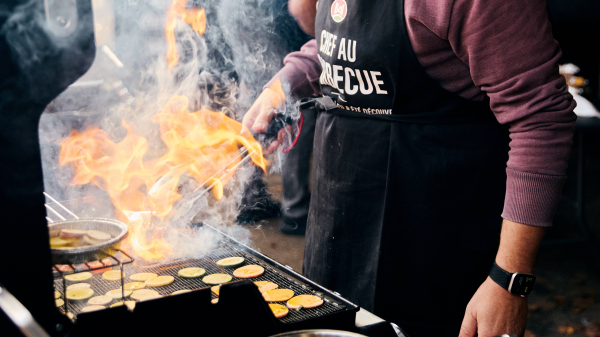 Für den perfekten Burger lohnt es sich auf Bio-Hackfleisch zu setzen, © Bell BBQ Single Masters