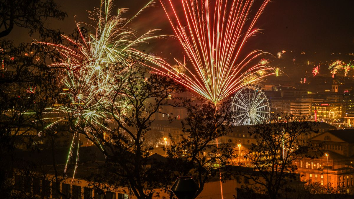 Stuttgart bölgesinde yılbaşı kısıtlamaları: Havai fişek yasağı genişletildi, © Jason Tschepljakow/dpa