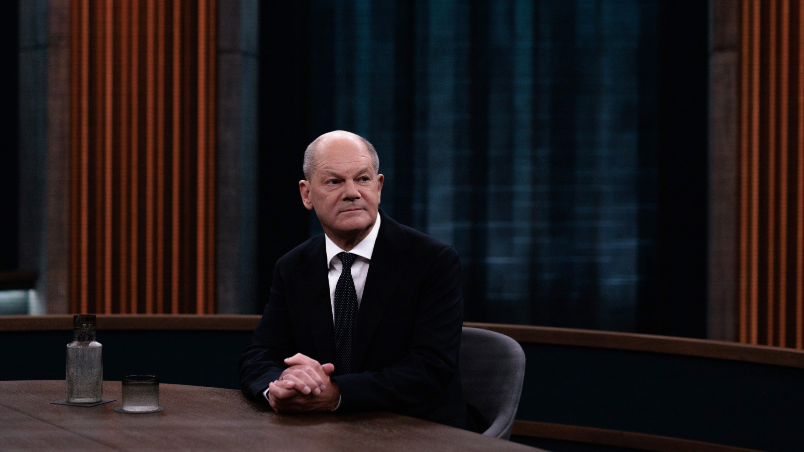 Scholz: Vertrauensfrage vor Weihnachten möglich, © KEYSTONE /DPA CARSTEN KOALL