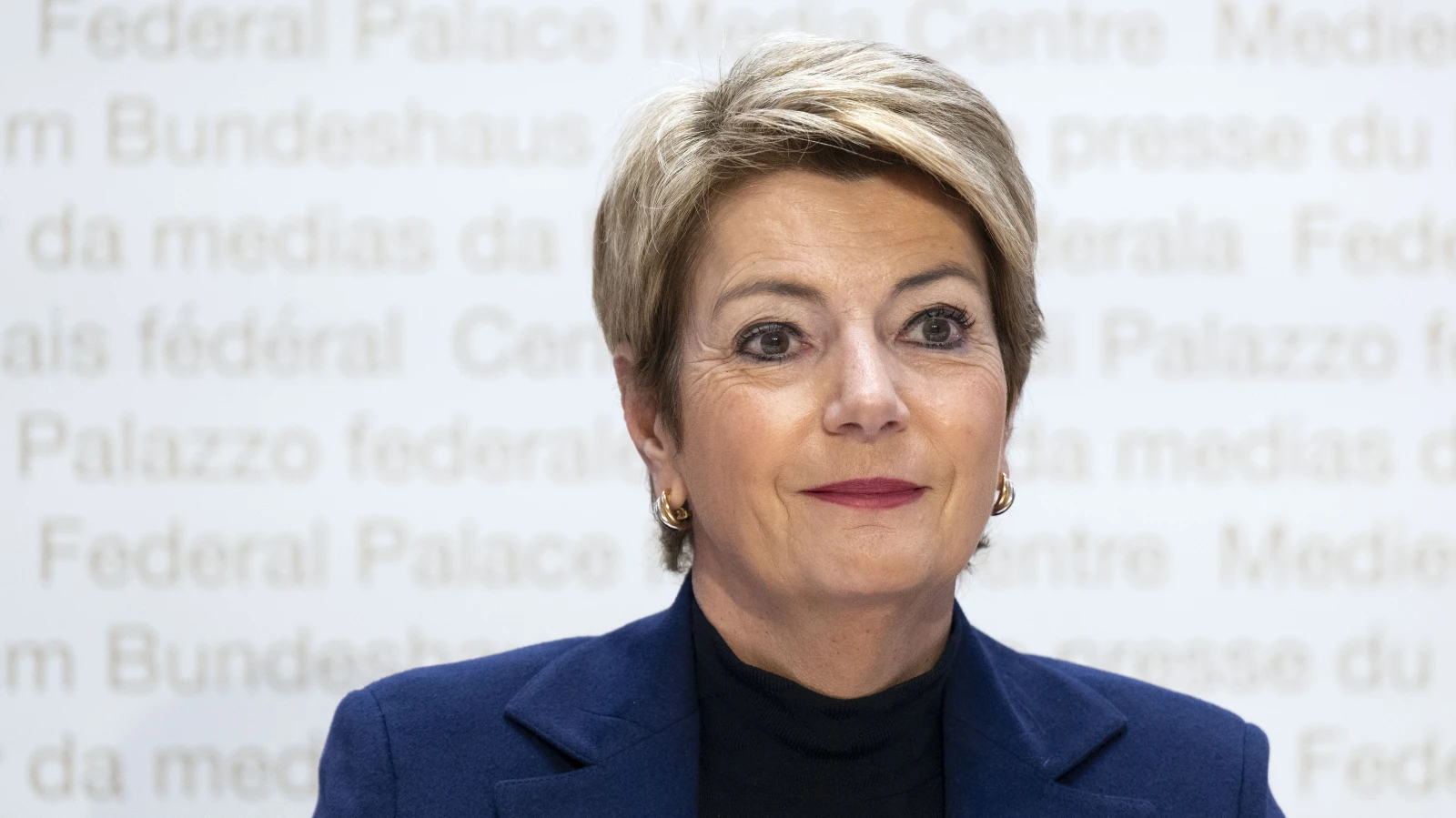 Bundespräsidentin lobt Bescheidenheit, © KEYSTONE/Peter Schneider Bundespräsidentin lobt Bescheidenheit, © KEYSTONE/Peter Schneider