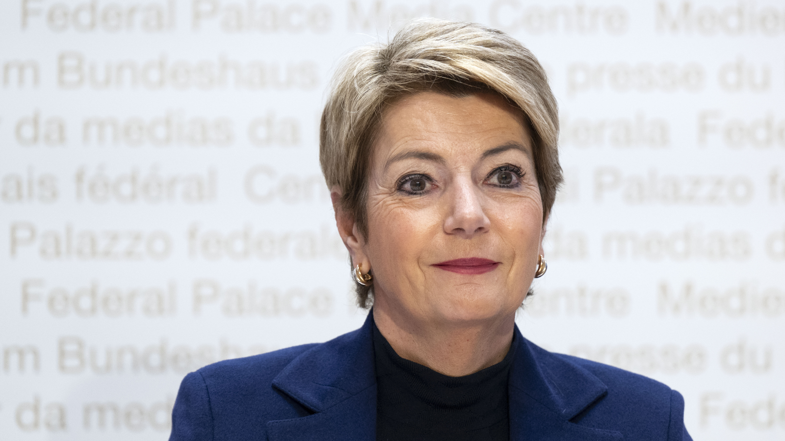 Bundespräsidentin lobt Bescheidenheit, © KEYSTONE/Peter Schneider