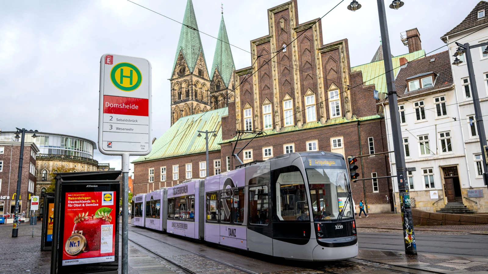 Bremen Yaya Ulaşımını Geliştiriyor: İlk Adımlar Atıldı, © dpa Bremen Yaya Ulaşımını Geliştiriyor: İlk Adımlar Atıldı, © dpa