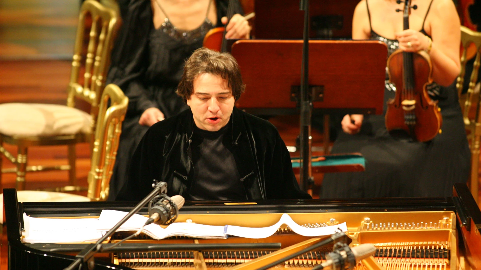 Fazıl Say, © shutterstock Fazıl Say, © shutterstock