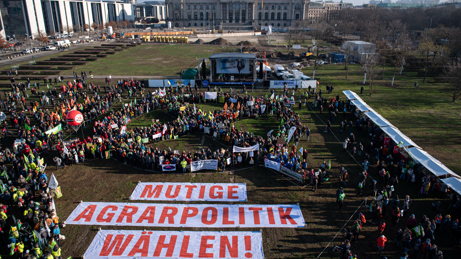 Çevre Dostu Tarım ve Üreticiler İçin Adil Fiyat İstendi!, © dpa
