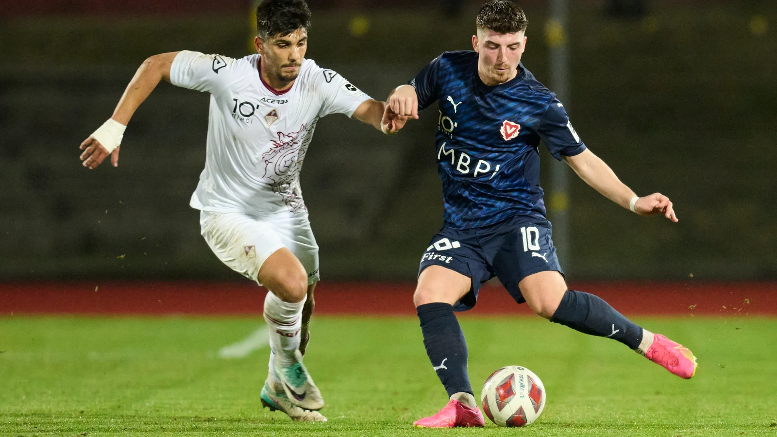 Der FC Vaduz erkämpft sich in Aarau ein 0:0-Unentschieden, © M. Zanghellini Der FC Vaduz erkämpft sich in Aarau ein 0:0-Unentschieden, © M. Zanghellini