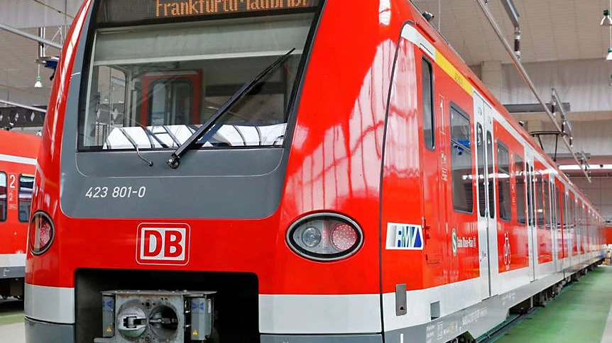 Frankfurt’ta S-Bahn Krizi: Tüm Hatlarda Aksamalar Yaşandı!, © rmv.de Frankfurt’ta S-Bahn Krizi: Tüm Hatlarda Aksamalar Yaşandı!, © rmv.de