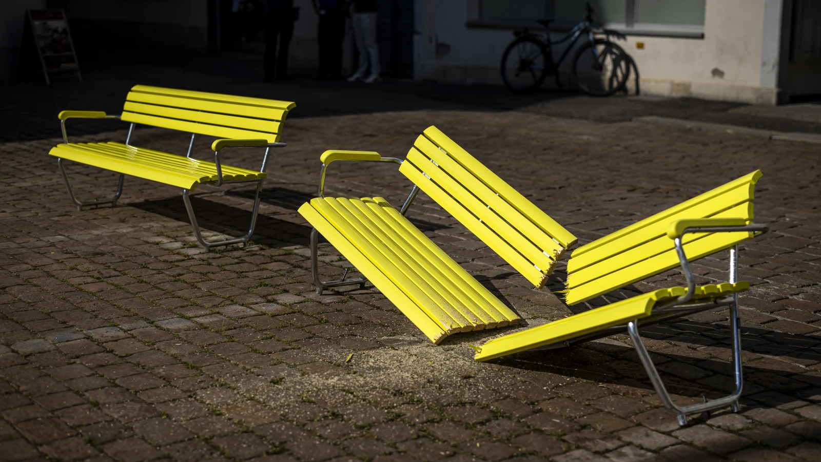 St. Galler Aktionskünstler reichen Beschwerde gegen "NZZ" ein, © KEYSTONE/Michael Buholzer St. Galler Aktionskünstler reichen Beschwerde gegen "NZZ" ein, © KEYSTONE/Michael Buholzer