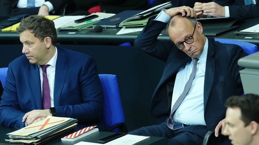 Başbakan Merz ve Koalisyon Hükümetine Güven Giderek Azalıyor!, © dpa Başbakan Merz ve Koalisyon Hükümetine Güven Giderek Azalıyor!, © dpa