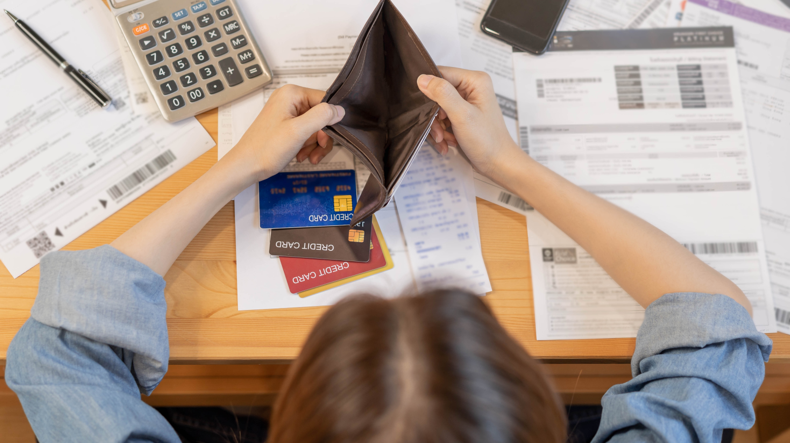 Almanya’da borç, vatandaşın kamburu olmaya devam ediyor., © shutterstock