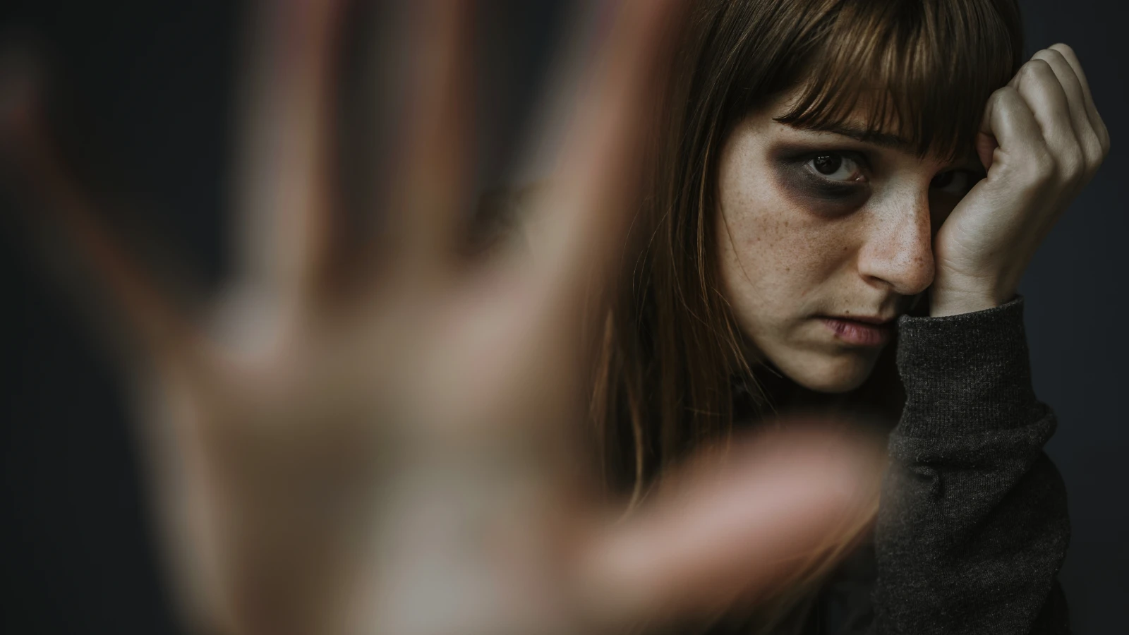 Almanya'da Her Gün Bir Kadın Cinayeti İşleniyor, © shutterstock Almanya'da Her Gün Bir Kadın Cinayeti İşleniyor, © shutterstock