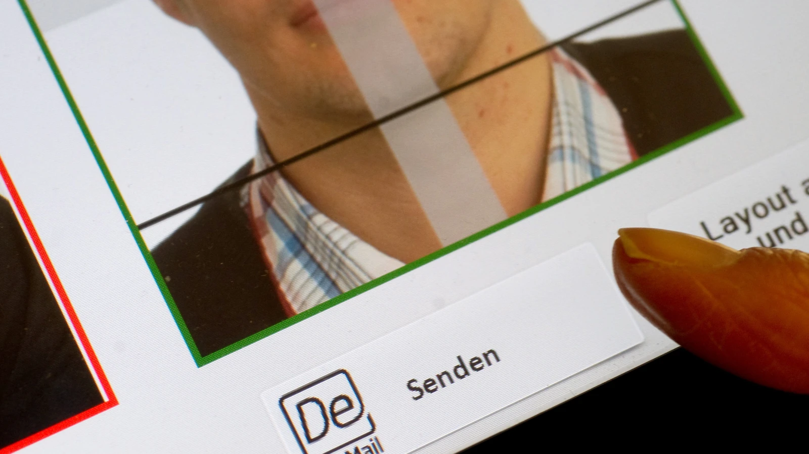 Bremen’de Artık Sadece Dijital Vesikalık Geçerli!, © dpa Bremen’de Artık Sadece Dijital Vesikalık Geçerli!, © dpa