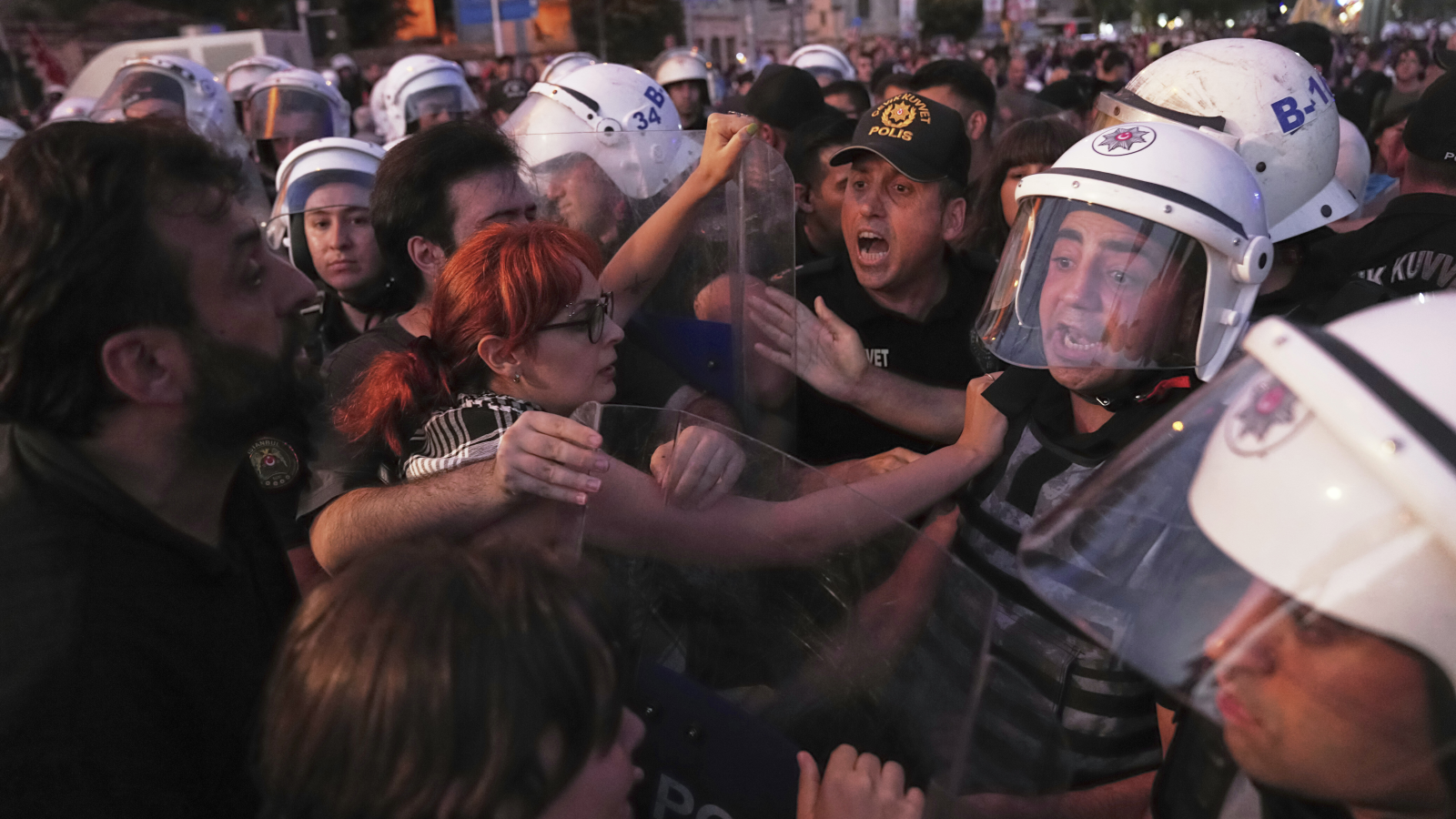 İBB’ye Yeni Operasyon: 18 Gözaltı Kararı&nbsp;, © Francisco Seco/AP/dpa