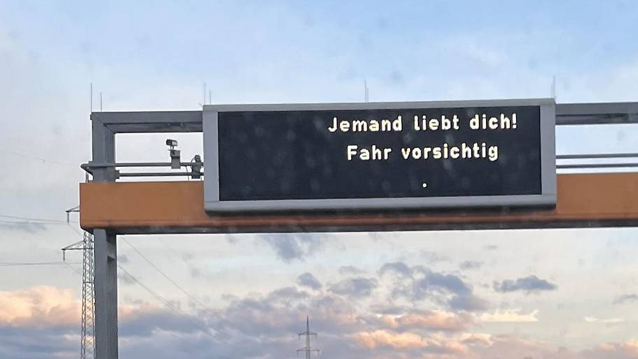 ASFINAG setzt auf Liebe, © ASFINAG / ORF / Pisoni